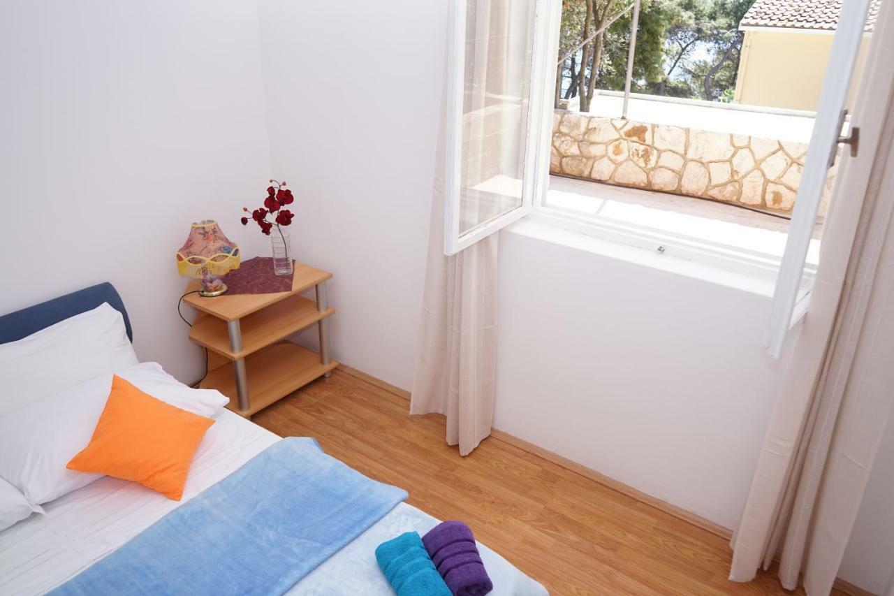 Tania Apartment Prizba Bagian luar foto